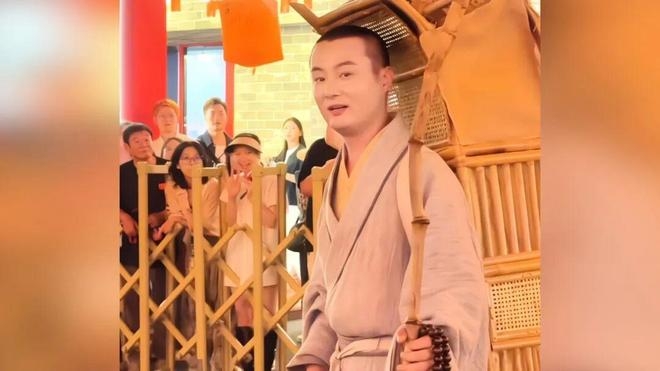 唐山河頭老街「玄奘」NPC爆紅。