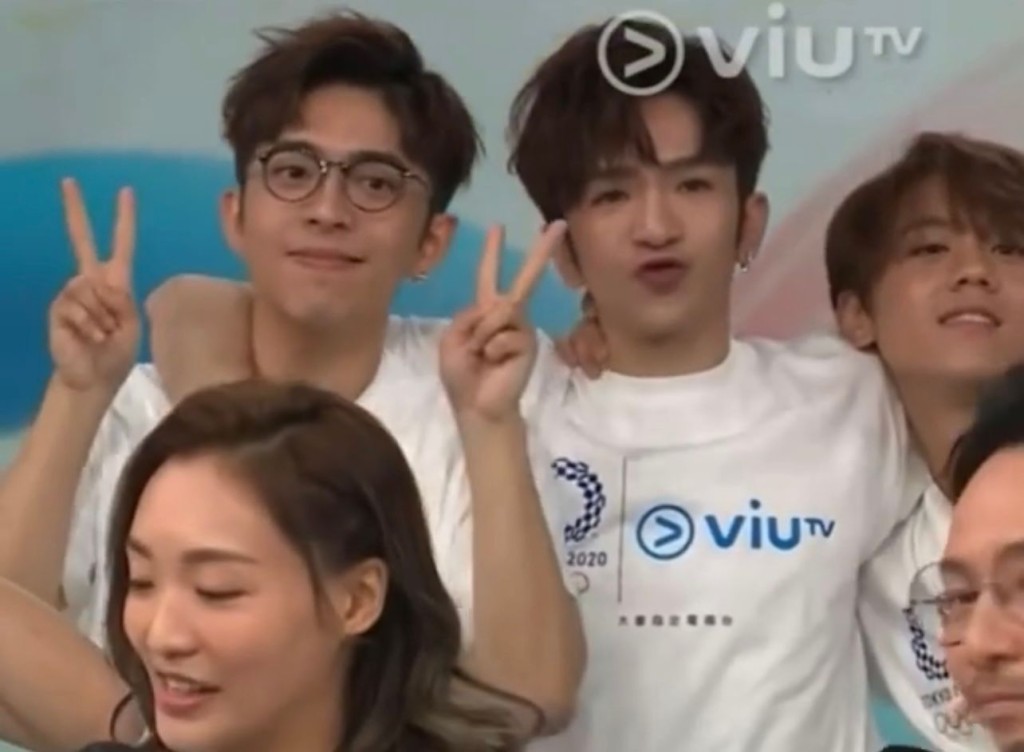 Anson Lo平時影相都好鍾意嘟嘴。