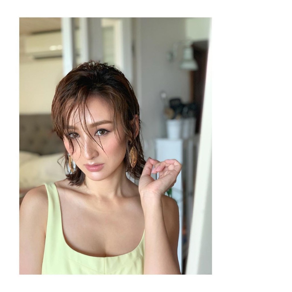 有指长驻内地工作的邓智伟疑背着女友暗交北京姑娘，结果遭高海宁恨撇！