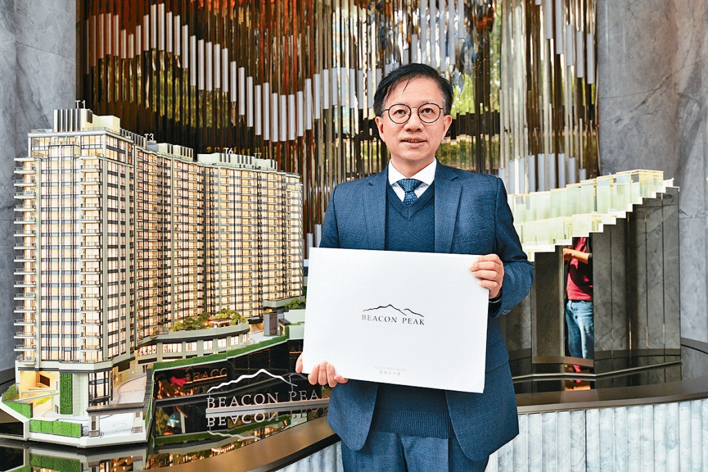 傲成汪子恩表示,項目昨上樓書並提供332伙。