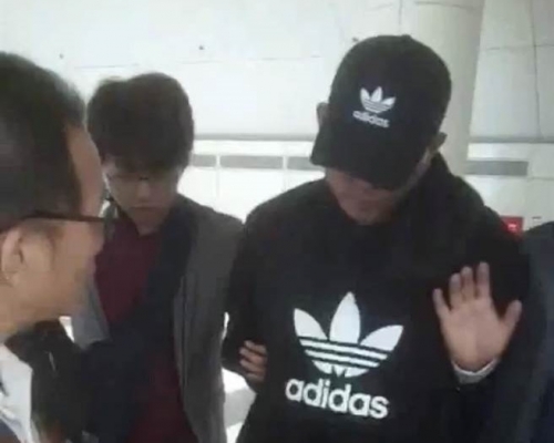 男子在台南高鐵站被捕。網上圖片