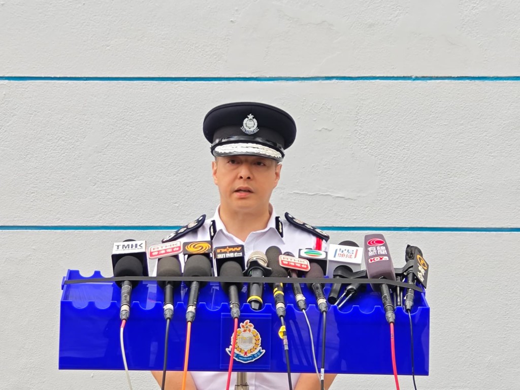 周一鳴指涉事警員已提交辭職信。