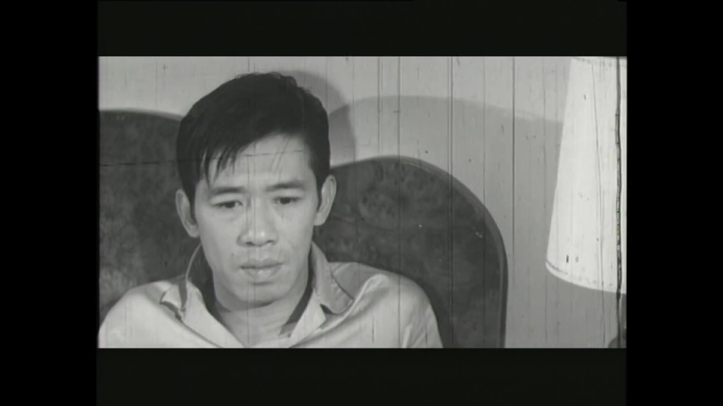 1968年的《青春玫瑰》与粤语片小生胡枫合作。