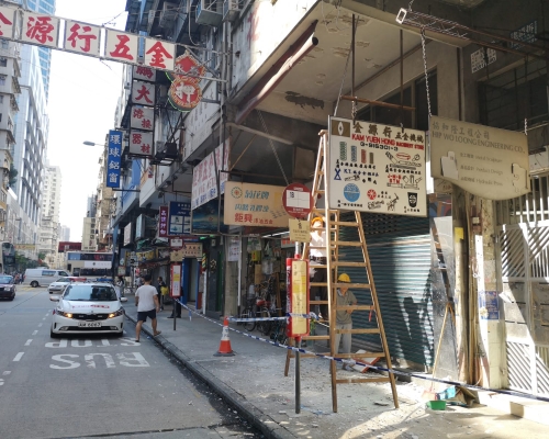 現場是新填地街一幢唐樓。