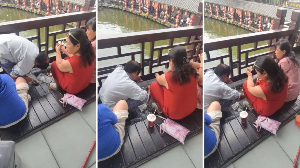 兩女遊客看台「邊吃邊𦧲骨」，清潔工蹲地筷子夾，影片網上曝光後引發公憤。