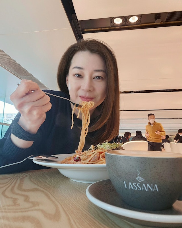 陳伶俐一度以行動澄清。