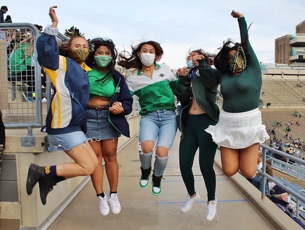 過了一年大學生生活,Kaylin感覺是好青春,「之前係全職運動員,根本冇時間過一啲正常學生生活。」