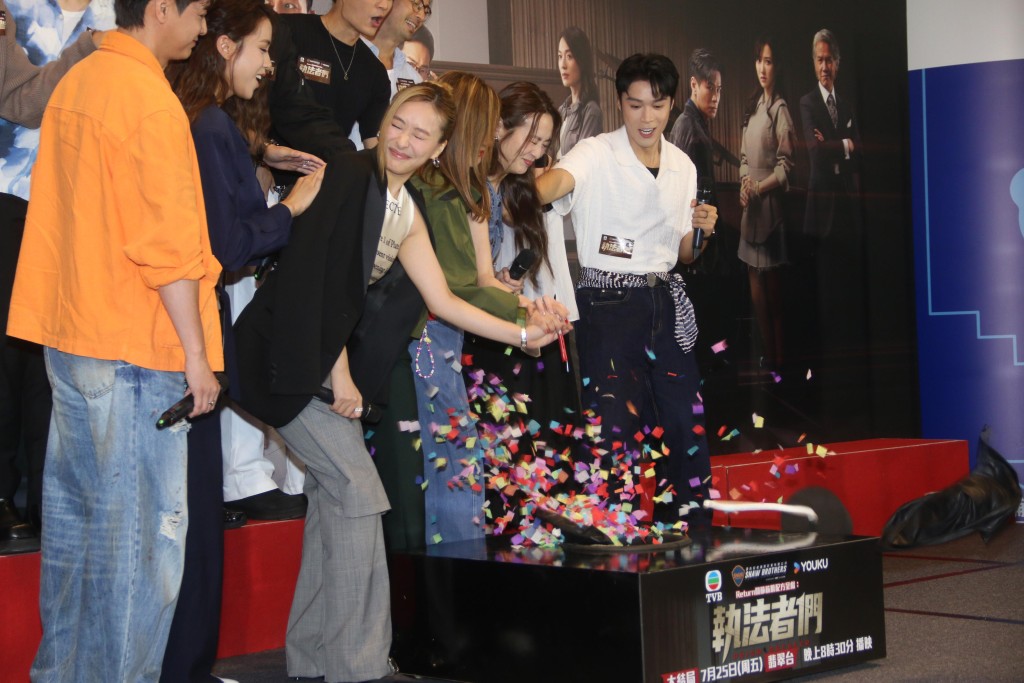《執法者們》在香港、內地均有好成績。 《執法者們》在香港、內地均有好成績。