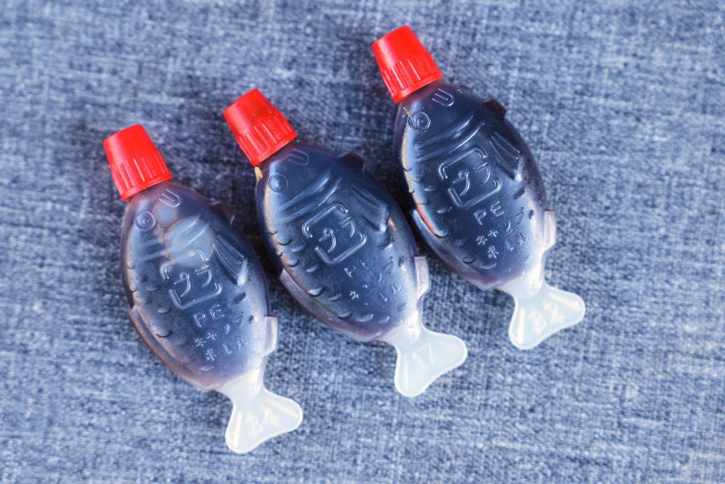 澳洲南澳周一起禁用鱼仔豉油樽。 美联社