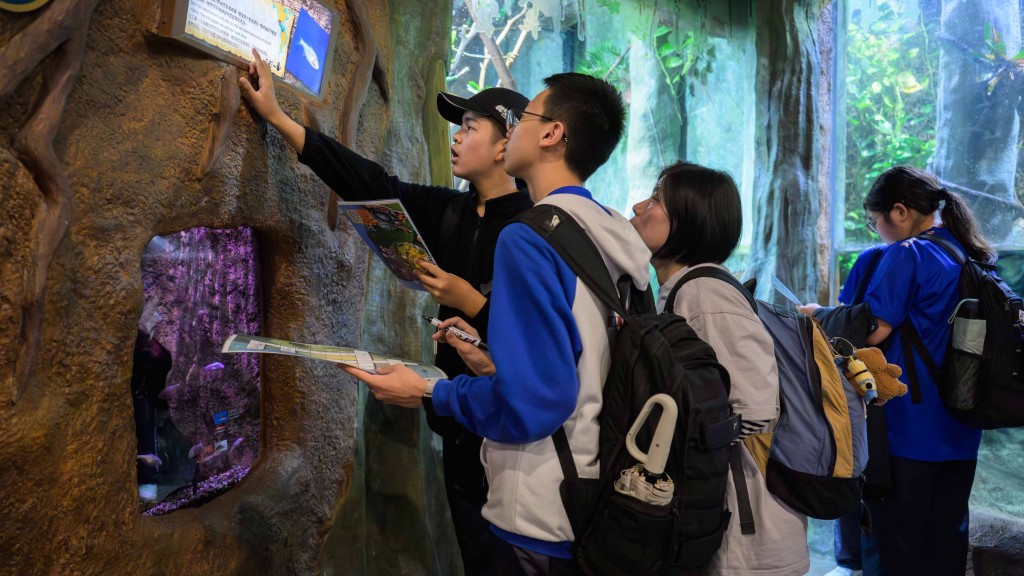 教育局联同香港海洋公园 以动物保育启发阅读兴趣