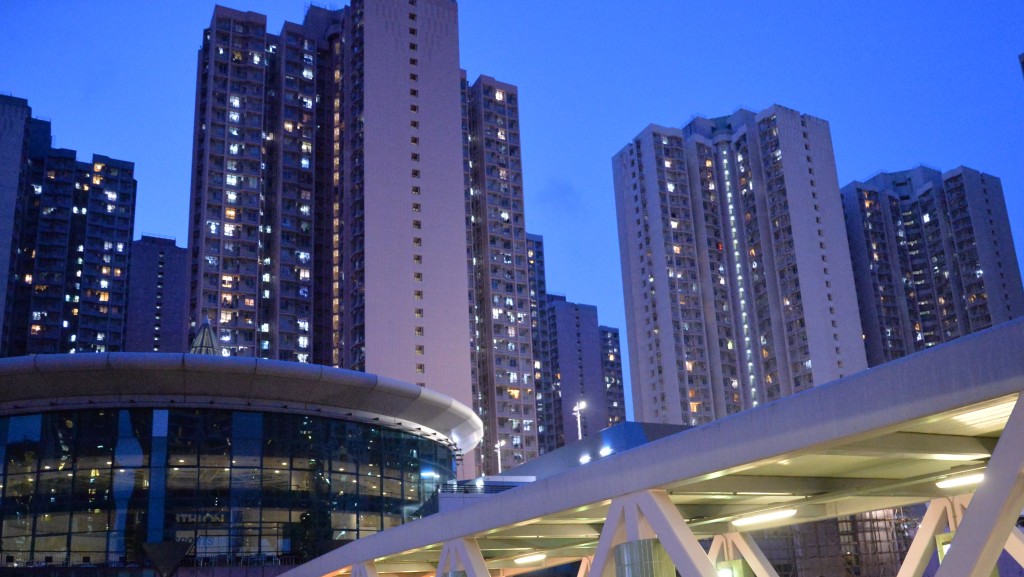 將軍澳尚德邨老翁家中被凳夾困 當場不治死因待查。資料圖片