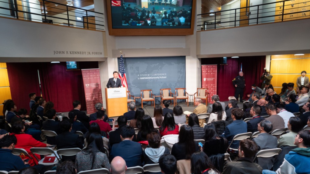 謝鋒為美國哈佛肯尼迪中國論壇開幕式致辭。X
