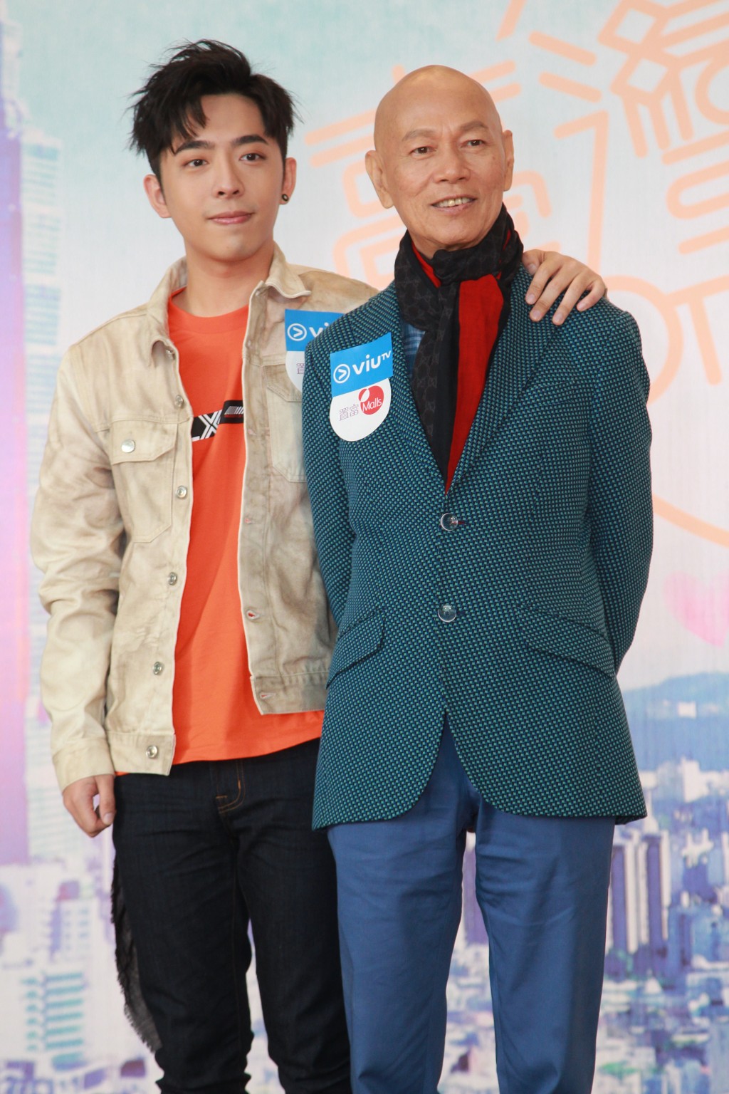  罗家英早在2019年拍摄ViuTV节目《台湾文西Only You》与MIRROR成员Edan吕爵安结缘。
