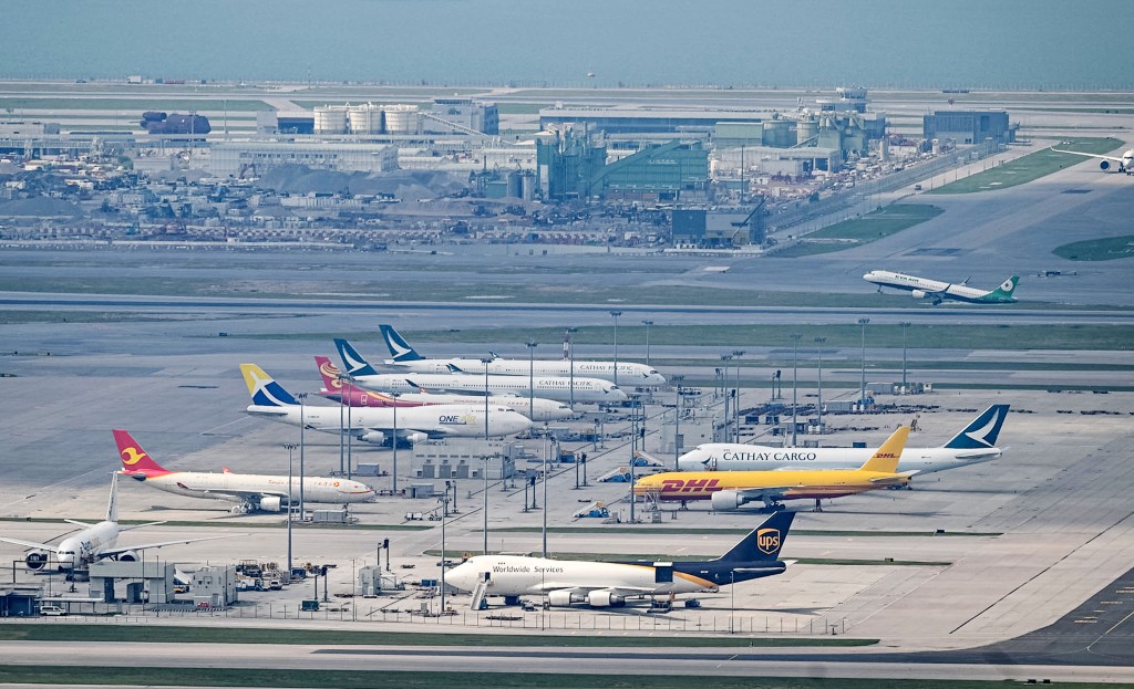人工智能(AI)逐步應用在飛機座艙,人機互動再次成為航空安全的課題。 資料圖片 人工智能(AI)逐步應用在飛機座艙,人機互動再次成為航空安全的課題。 資料圖片