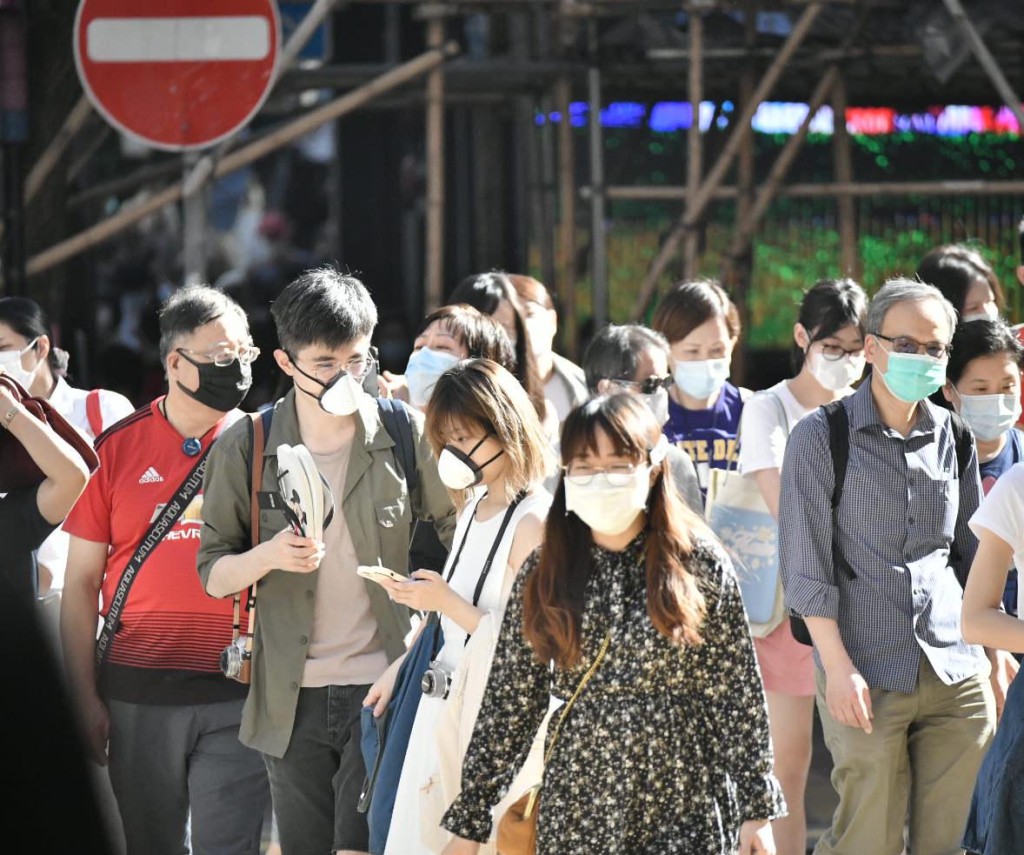 市面人流增加。