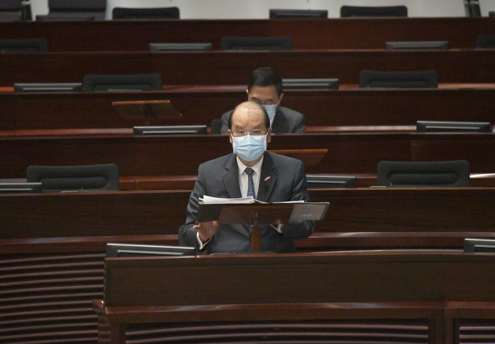 張建宗在政府任職已49年，為港府服務接近半世紀。資料圖片