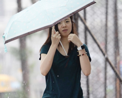 預測今日有幾陣驟雨。資料圖片