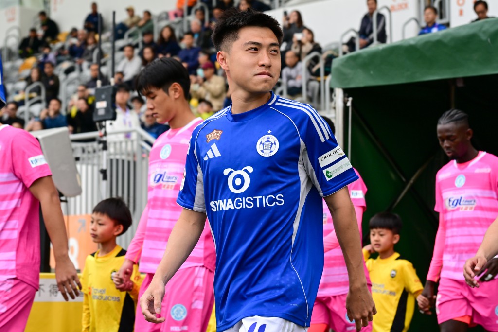 Jesse上場銀牌對標準流浪迎回流首秀。攝影:魏國謙 Jesse上場銀牌對標準流浪迎回流首秀。攝影:魏國謙