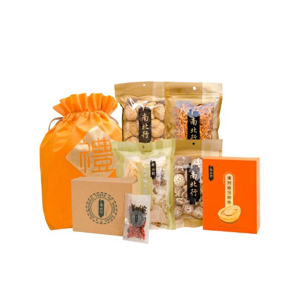 南北行中秋澳洲極品鮑魚福袋/原價$680、特價$268,包羅南北行特級花菇、澳洲極品鮑魚3隻、精選猴頭菇、精選蟲草花、養生花茶及養生湯包。 於南北行展銷場內消費滿指定金額,送指定禮品。 南北行中秋澳洲極品鮑魚福袋/原價$680、特價$268,包羅南北行特級花菇、澳洲極品鮑魚3隻、精選猴頭菇、精選蟲草花、養生花茶及養生湯包。 於南北行展銷場內消費滿指定金額,送指定禮品。