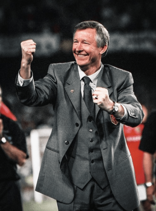 98/99年度球季費格遜費爵爺（Sir Alex Ferguson)帶領紅魔鬼曼聯成為三冠王，寫下光輝歷史一頁。網上圖片