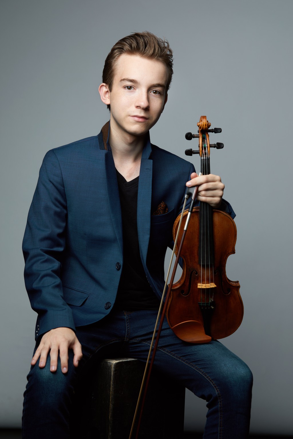 加拿大小提琴家科雷斯迪爾(Forestier, Jacques)。 加拿大小提琴家科雷斯迪爾(Forestier, Jacques)。