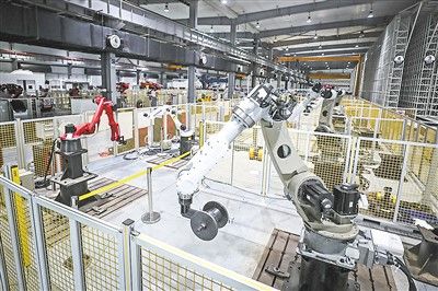 瀋陽新鬆機器人自動化股份有限公司生產廠房。 新華社