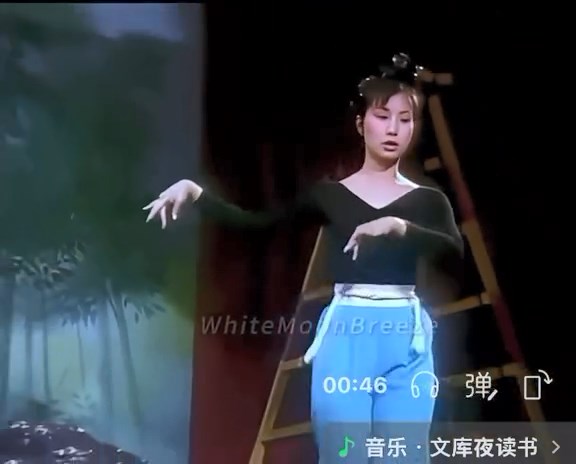 汪明荃練舞。 汪明荃練舞。
