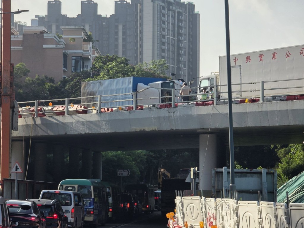 fb馬路的事 (即時交通資訊台)圖片 fb馬路的事 (即時交通資訊台)圖片
