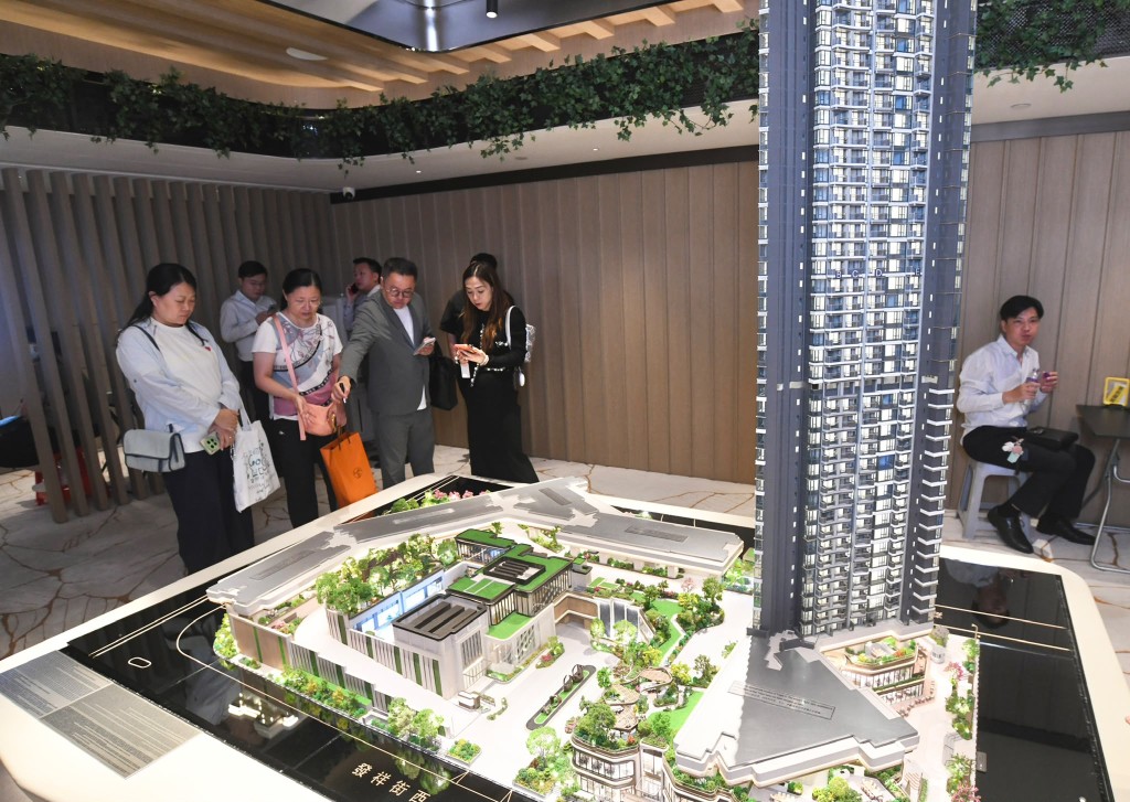 发展商定于周六次轮价单推售133伙，折实售价约539.5万元起。