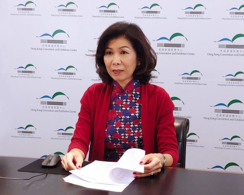 會展管理公司董事總經理梅李玉霞在聯合國氣候變化大會「淨零碳活動約章」行動發言上。