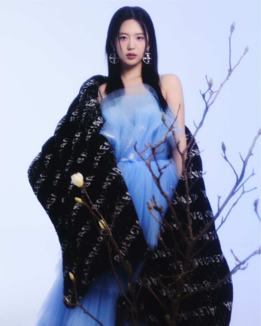 韓國女團IRRIS(아이리스)28歲的隊長I.L(金志原)日前公布患癌消息。 韓國女團IRRIS(아이리스)28歲的隊長I.L(金志原)日前公布患癌消息。