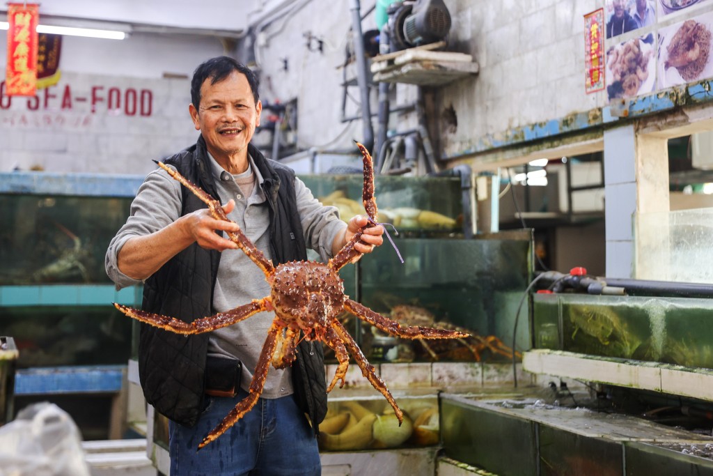 鯉魚門一向與西貢、流浮山及三聖等齊名，是本地人及遊客食海鮮的好去處。何家豪攝