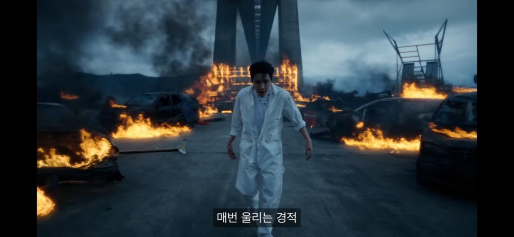新歌《Arson》MV今日上架。