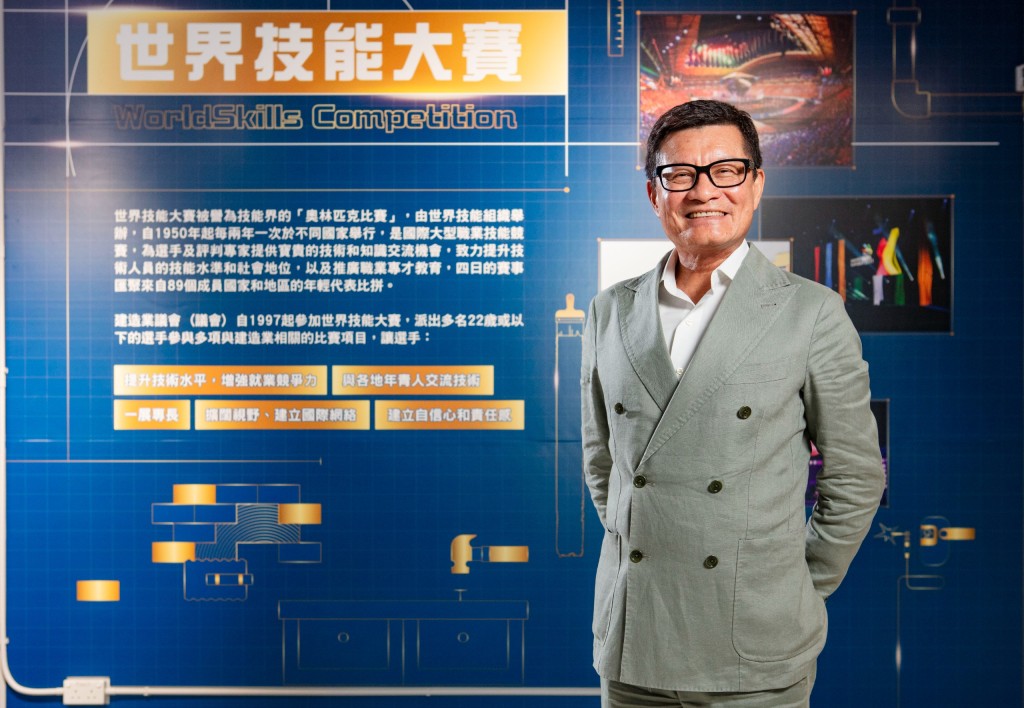 建造業議會執行總監鄭定寕工程師指出，今次活動特意選址商場舉行，正是希望利用人流密集、觀眾近距離圍觀的環境，模擬世賽現場氣氛，協助年輕選手提升心理質素，提早適應正式比賽的壓力和場外干擾。