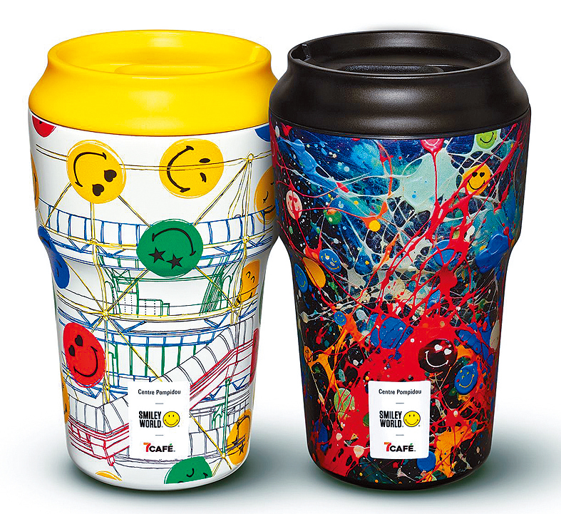 双层不锈钢随行杯。