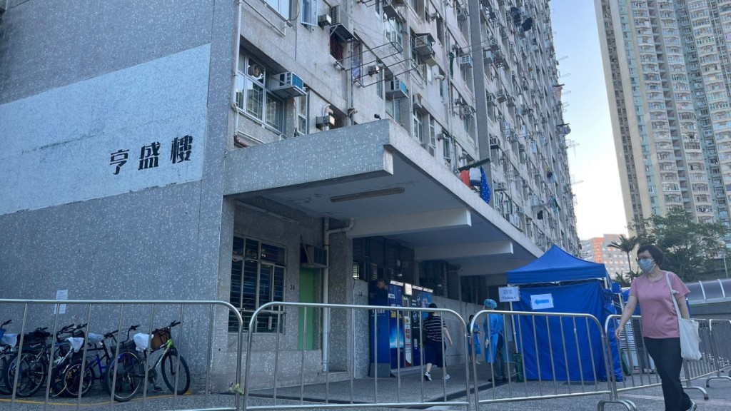 大埔富亨邨亨盛樓圍封強檢。