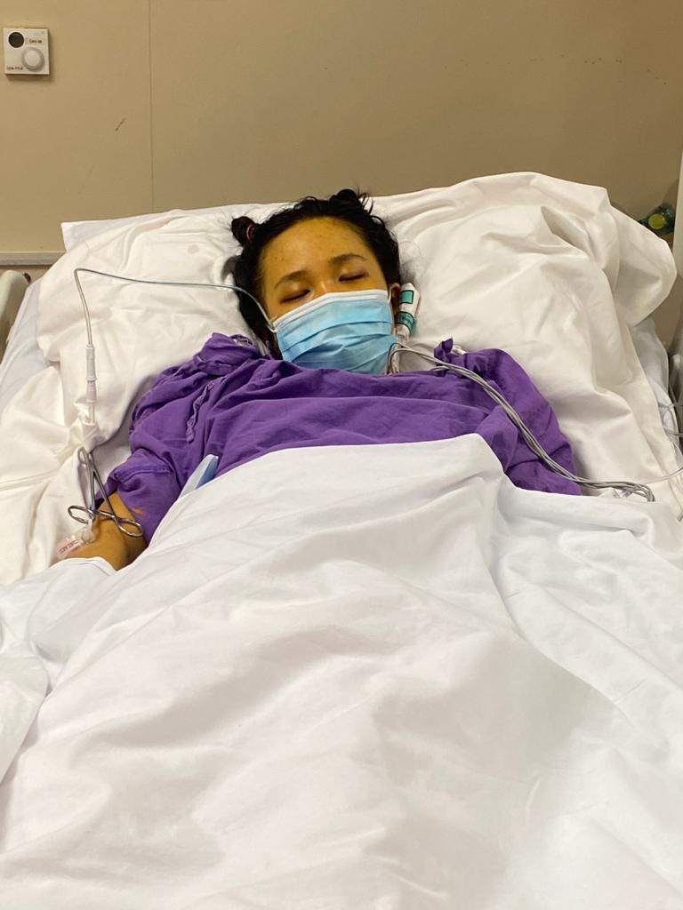 等候換肝的女病人鄭如妍。家屬提供