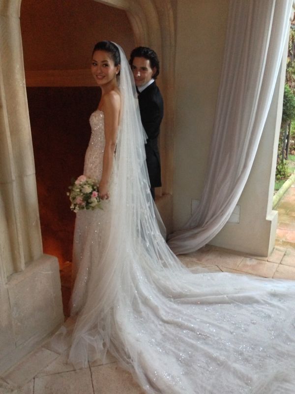 周汶錡於2012年嫁法籍老公Julien。