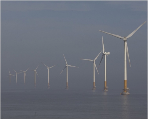 华锐风电于上海的风力发电。AP 