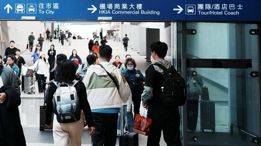 卓孝業表示，已推出「預先旅客通報機制」，以堵截有非法勞工紀錄等高風險人士入境。資料圖片