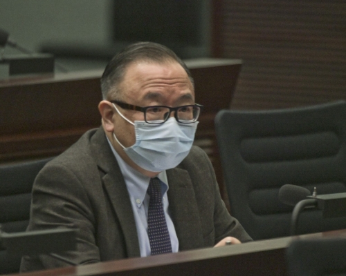 廖長江指不知道鄭松泰被DQ原因,強調並非建制派促成。資料圖片