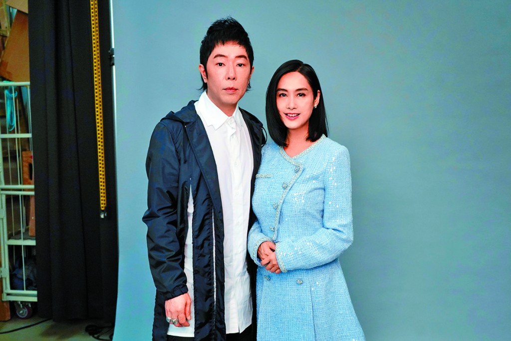 朱茵跟黃貫中結婚12年一直恩愛。