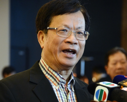 鄭耀棠批評FCC)邀請香港民族黨陳浩天演講,觸動了中國人的感情。 資料圖片