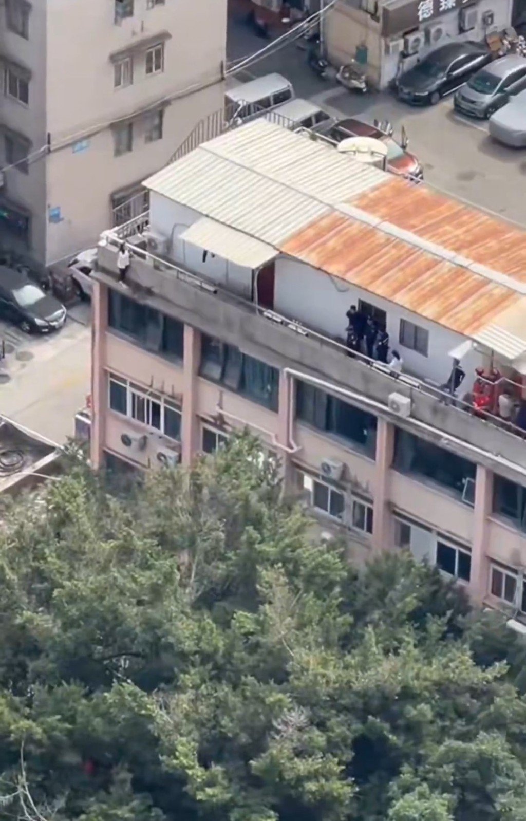 近日,不少黃金投資者在深圳維權。 近日,不少黃金投資者在深圳維權。