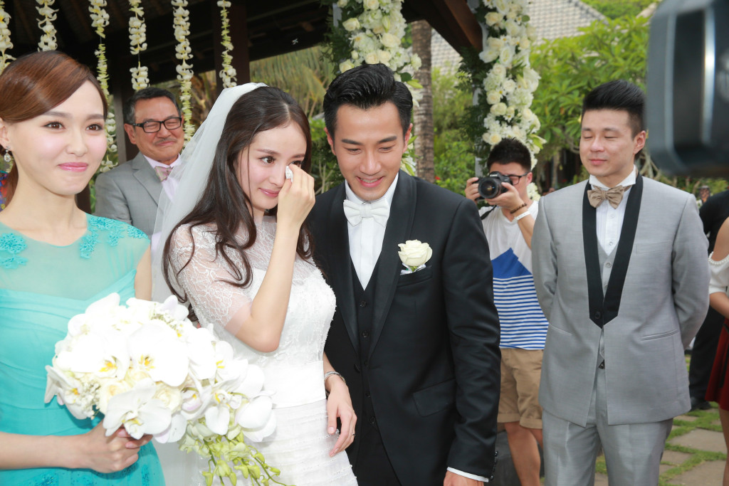 杨幂和刘恺威终于在2013年步入婚姻殿堂。