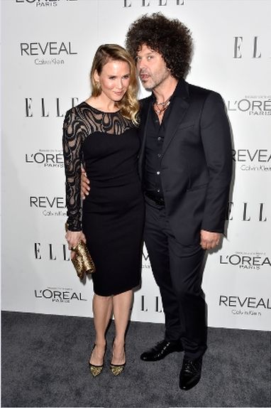 雲妮與音樂人男友Doyle Bramhall II於前年分手。