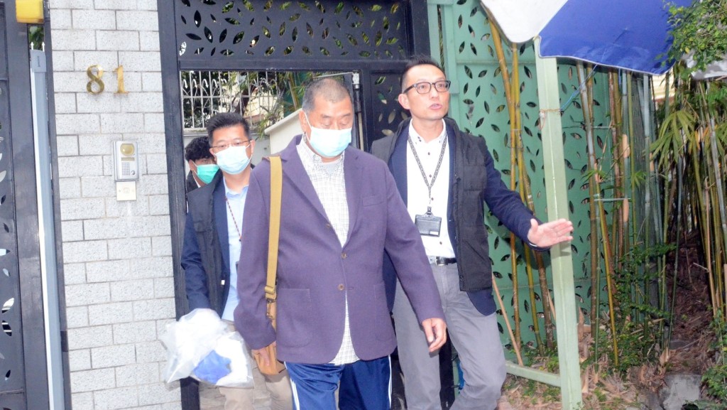 黎智英在其何文田寓所被探員帶走。（資料圖片）