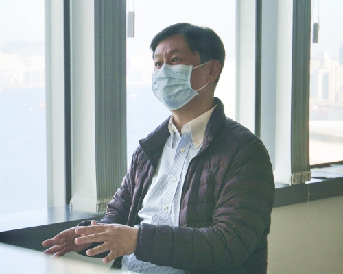 時任駐武漢經貿辦主任馮浩賢當時決定留守武漢，成為大量滯留當地香港人的「盲公竹」。資料圖片