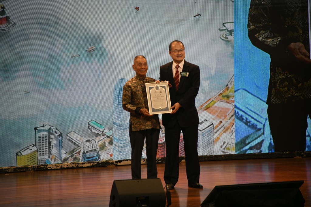 最年長的好市民得獎人是81歲黎觀煌。楊偉亨攝