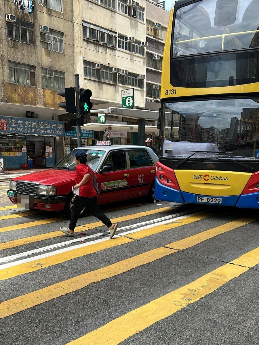 現場為筲箕灣道近西灣河太康街電車站。 現場為筲箕灣道近西灣河太康街電車站。